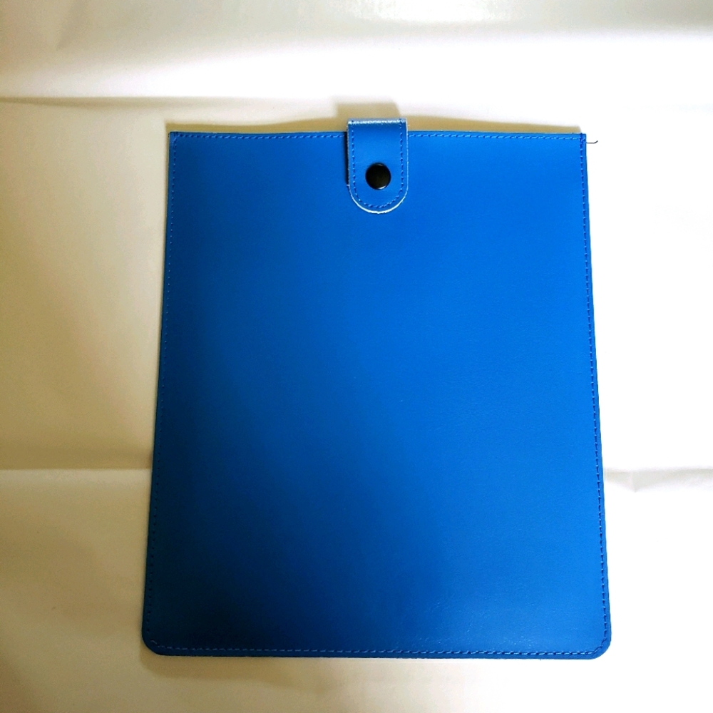 NWOT leather tablet case